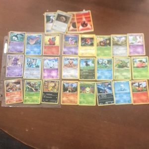 Bundle of Pokémon Cards